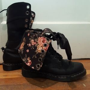 Dr. Martens Triumph 1914